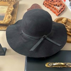 Black Floppy Hat with Faux Leather Knot
